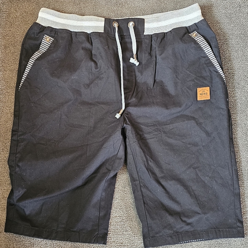 Mens Beach Casual Shorts with Pockets Size Medium